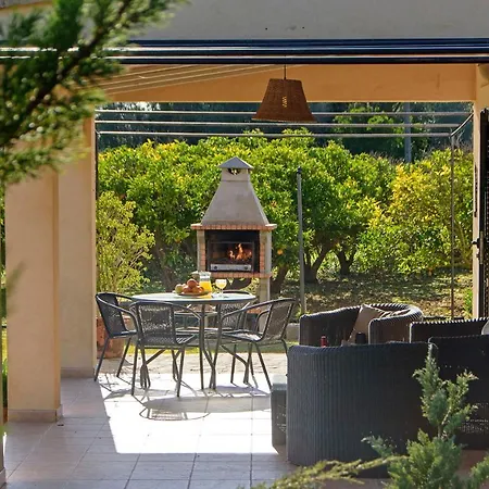Los Naranjas Villa